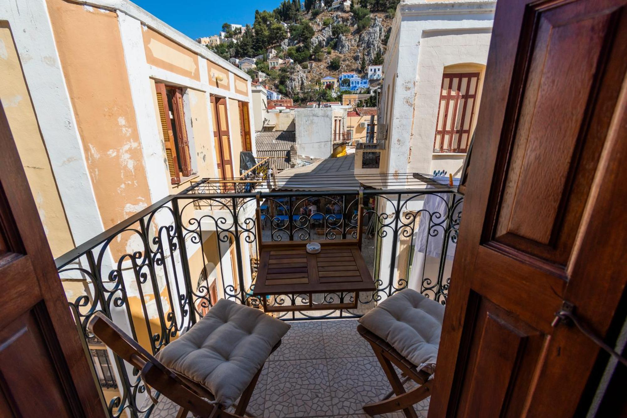 Myrtia Lägenhet Symi Exteriör bild
