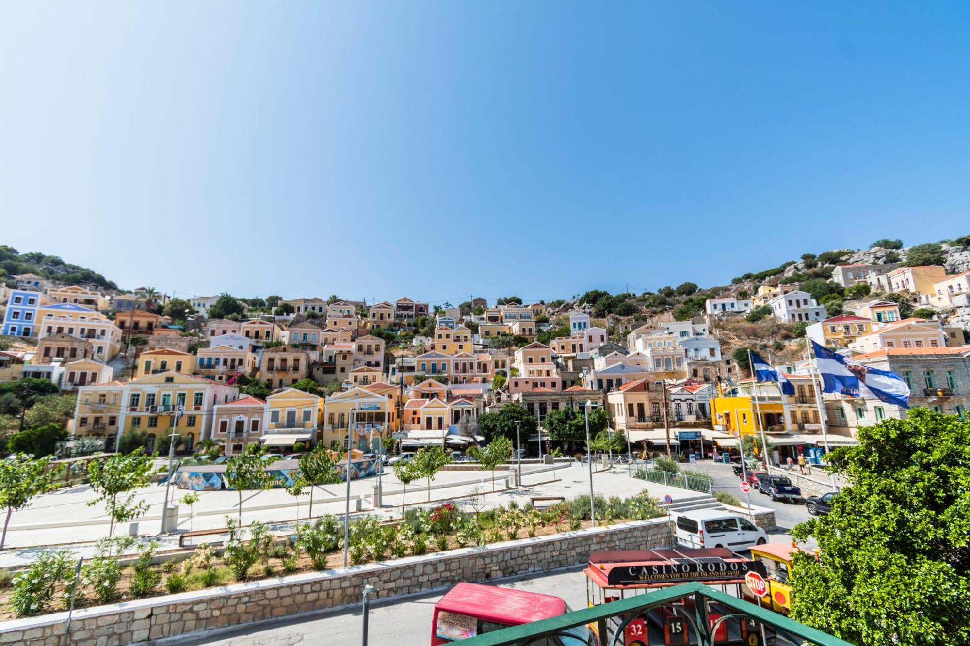Myrtia Lägenhet Symi Exteriör bild